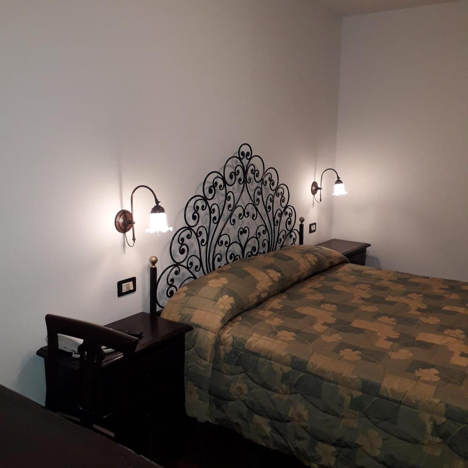 Hotel Bucaneve Pescasseroli Eksteriør billede